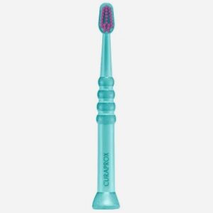 Curaprox Baby – furçë dhëmbësh ultra e butë për fëmijë të vegjël dhe foshnja.