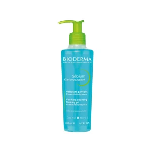 Pastrues Bioderma Sebium Purifying Cleansing Foaming Gel për lëkurë të yndyrshme dhe të prirur për akne, që ofron pastrim të thellë dhe efikas.