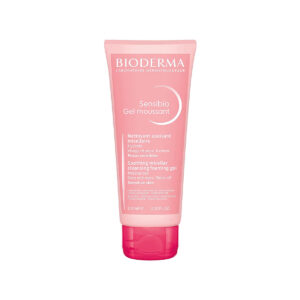 Bioderma Sensibio Mild Cleansing Foaming Gel – xhel pastrues për lëkurën e ndjeshme që pastron, hidraton dhe qetëson lëkurën pa e irrituar.